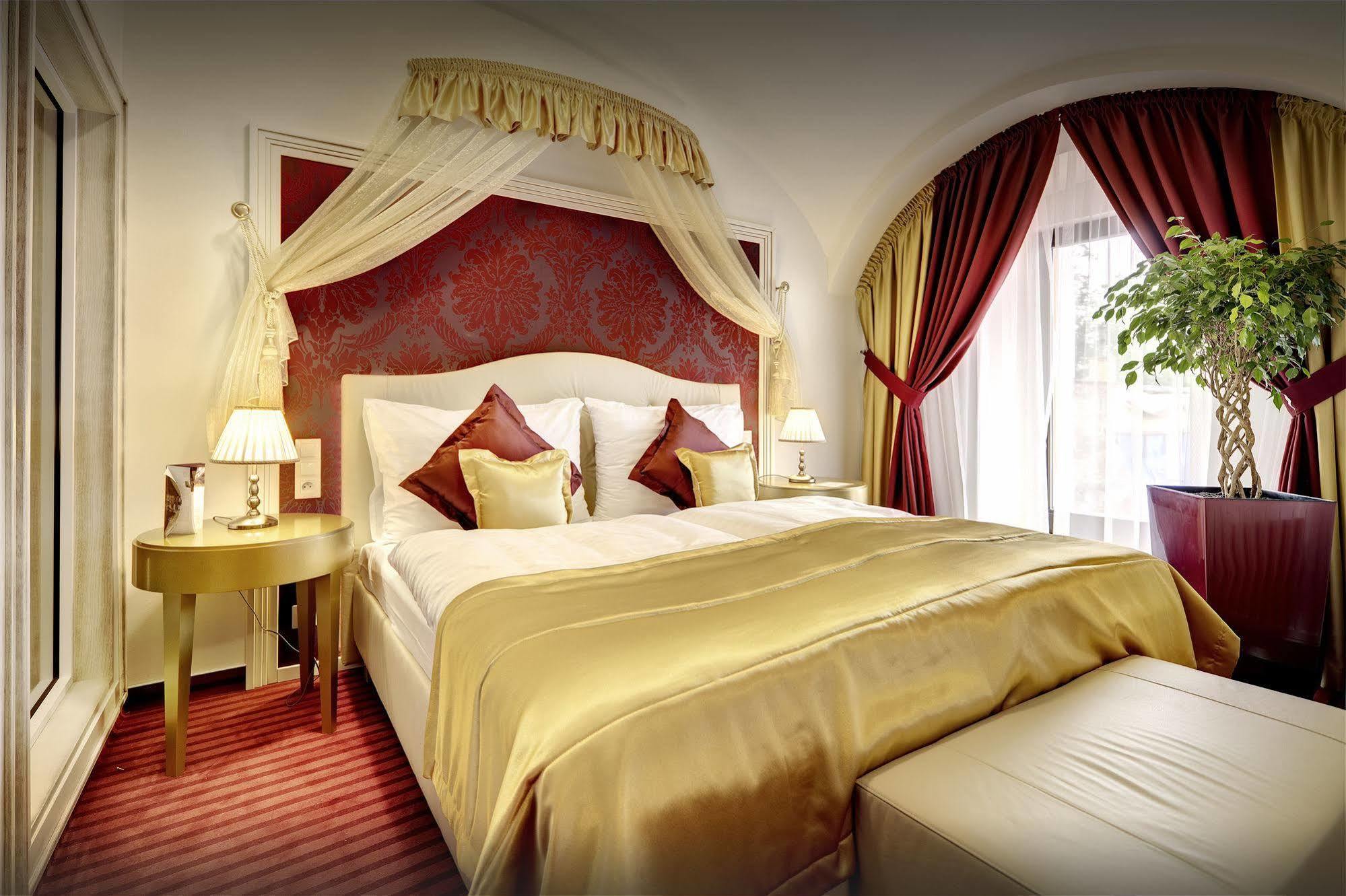 Boutique Hotel Hviezdoslav Кежмарок Экстерьер фото